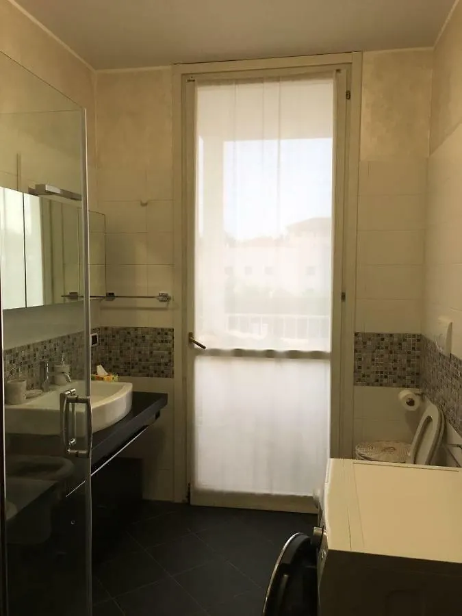 Milano Malpensa Grandi Ap Apartment Gallarate Italy